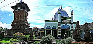Akulturasi dan Perkembangan Budaya Islam di Indonesia